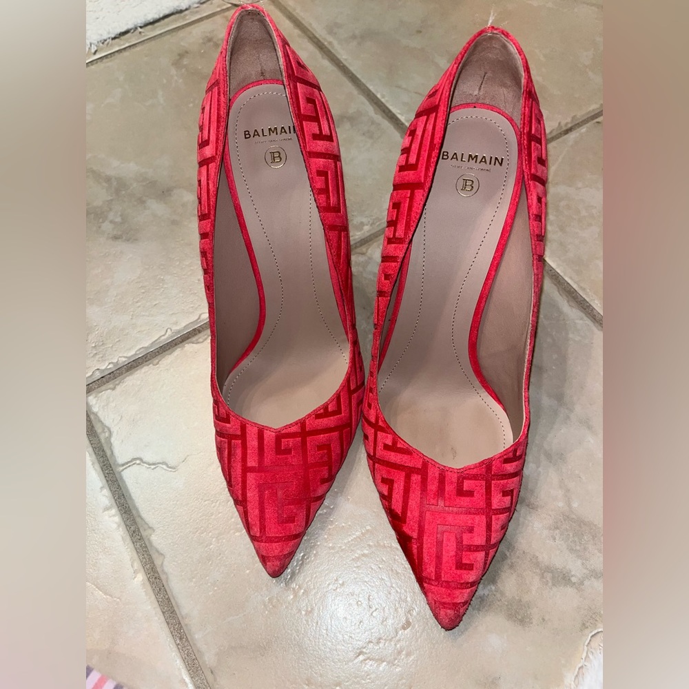 Balmain jacquard printed logo pumps. Suede. Color on box says “Ruby” Gold heel